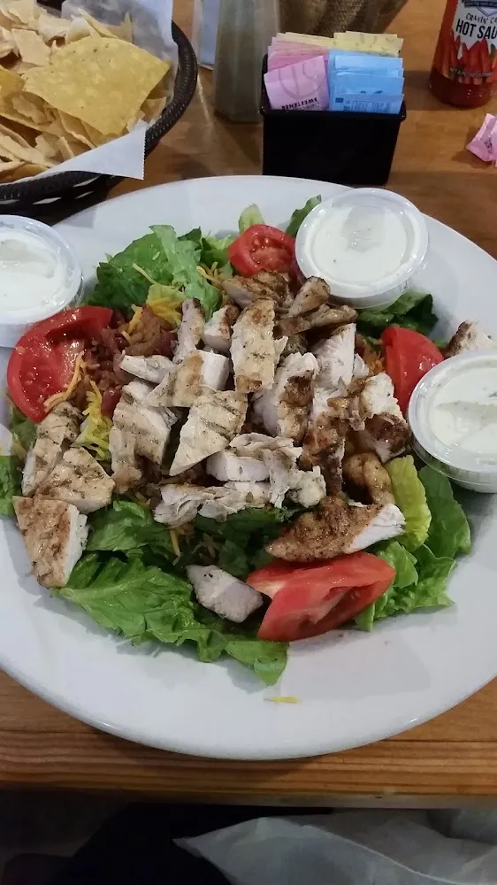 House Salad with Grilled Chicken